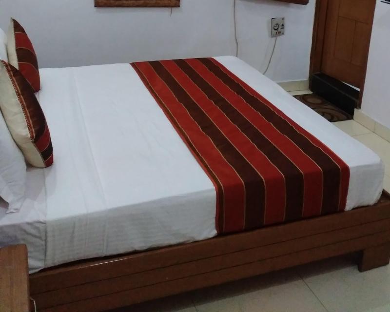 Hotel Sarthak Palace Near Karol Bagh Metro Station New Delhi Экстерьер фото